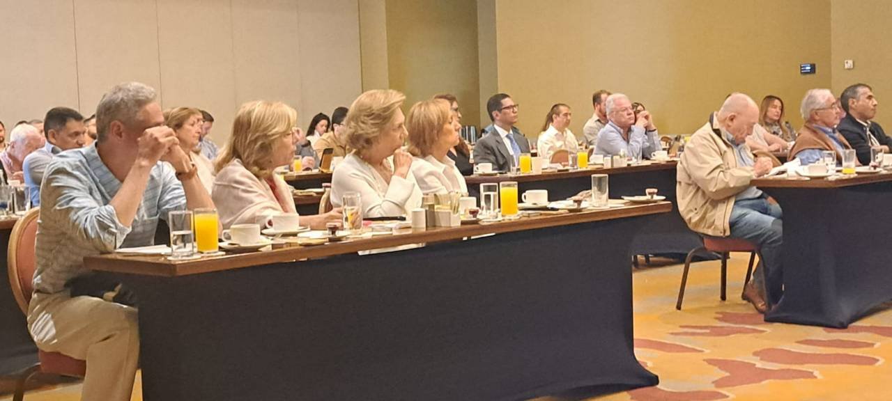 WhatsApp Image 2023-12-06 at 11.21.42 AM