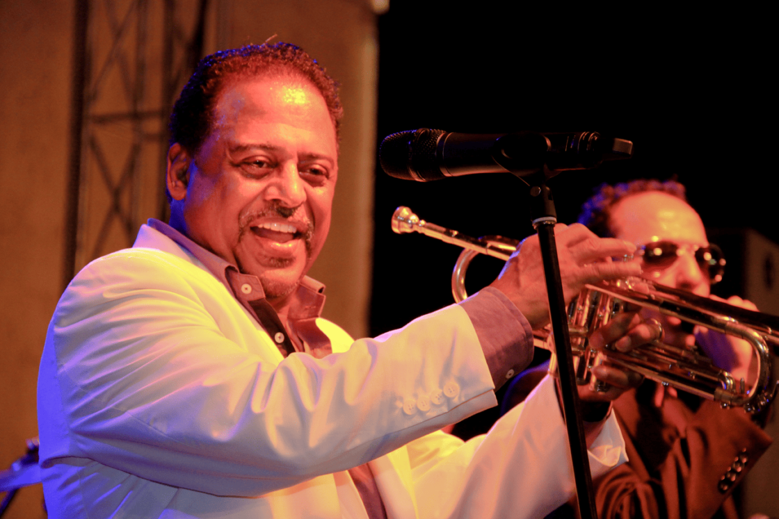 Wilfrido Vargas Ser ejemplo 2012